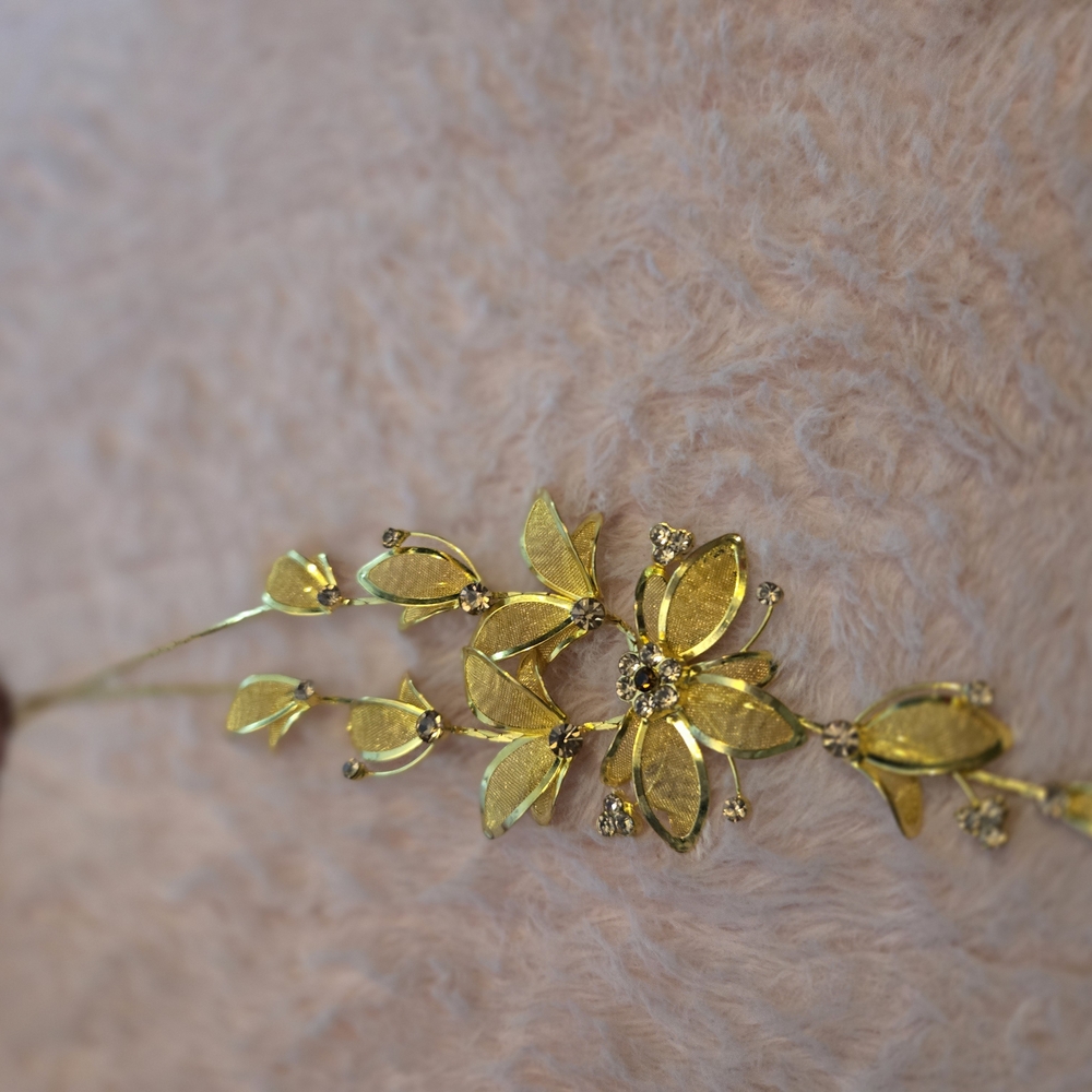 Gold Floral Necklace